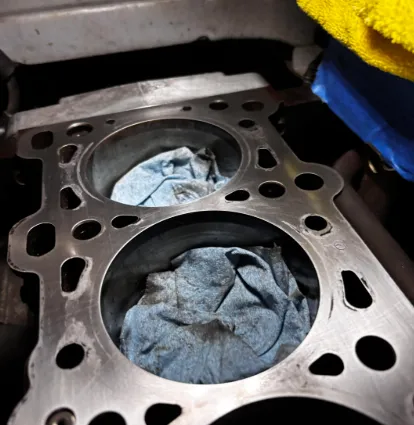 cummins lower engine gasket kit surface cleaning preparation diesel repair