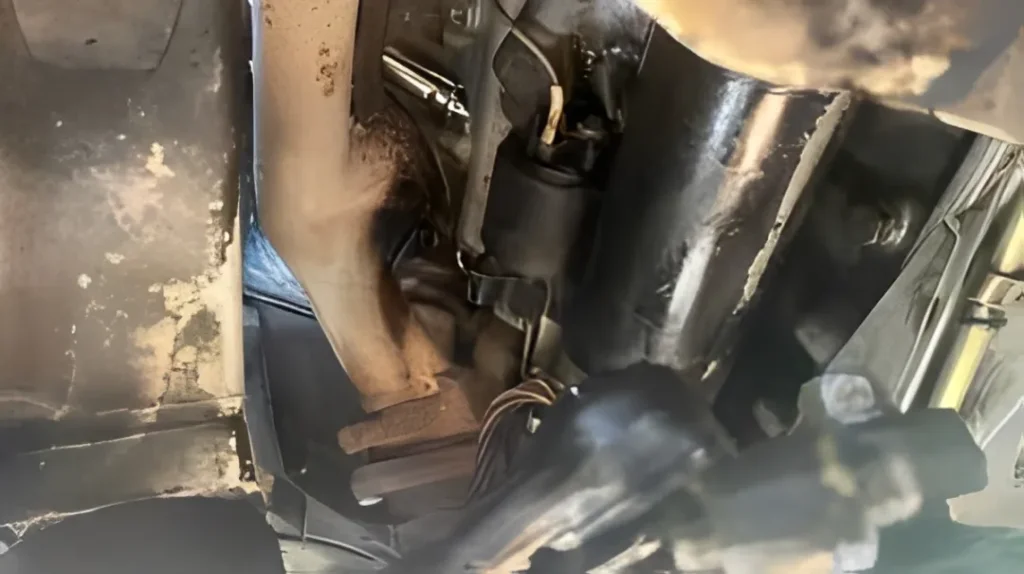 Cummins rear main seal oil leak inspection
