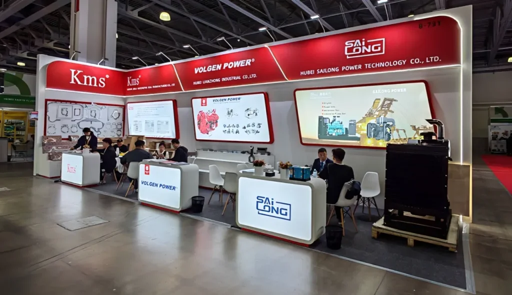 VPGASKET team showcasing heavy-duty sealing solutions at the Motortec Chile auto parts expo