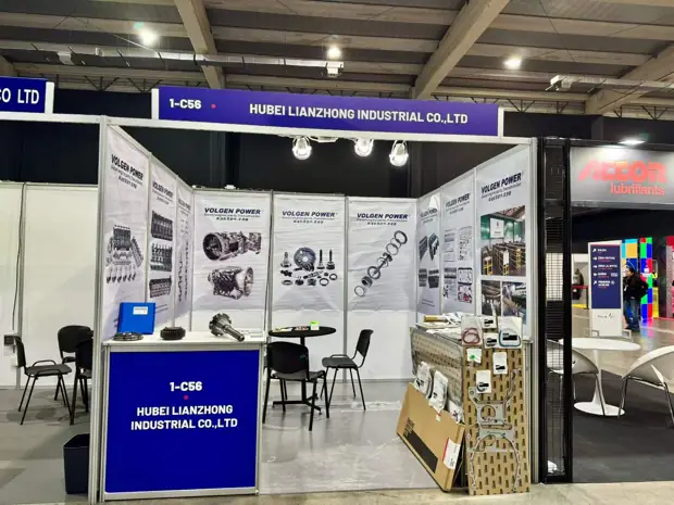 Motortec Chile booth featuring gasket kit samples