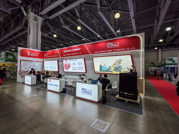 Team and product displays at the CTT Moscow exhibition